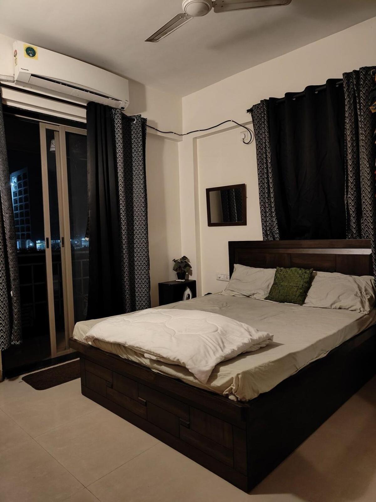 Apartment Pathak's House,